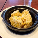 バーミヤン - 料理写真:本ずわい蟹あんかけ土鍋チャーハン 1,044円（まだチャーハンのみ）