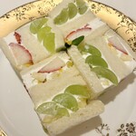 渋谷西村 フルーツパーラー 道玄坂店 - 