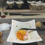 鮨 からす - 小丼ウニ、イクラ、ズワイガニ！感激しました✨