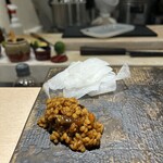 鮨 からす - 箸休めの大根と金山寺味噌、ガリが沢山♡