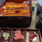 鰻の成瀬 - 上うな重　竹(3/4匹)　¥2500　わさびもお好みで！