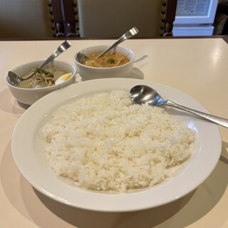 タイ風カレー スリヨタイ_1