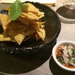 ビストロピット - ンドゥイヤのペーストでいただきます（580円）