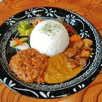 スパイスカレー・クイーン - 3種盛り・ライス大盛