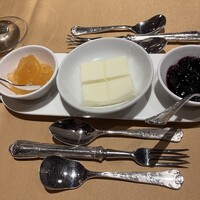 万平ホテル メインダイニングルーム - 