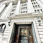 明治安田CAFE 丸の内 - 