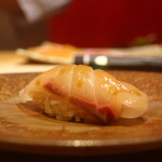 鮨 しみづ - 12日間熟成 天然シマアジ