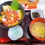 お魚天国 海鮮食事処 - 