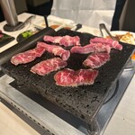 溶岩焼肉ダイニング bonbori - 