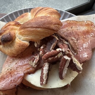 シュエット・トレファクチュール・ラボラトワール_1