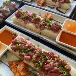 シュラスコ 肉寿司食べ放題 夜景肉バル サルーテジャポン - 