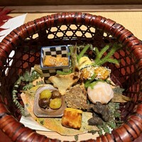 青蓮院門跡前 月おか - 