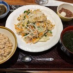 泡盛と沖縄料理　龍泉 - 