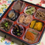 お惣菜のまつおか - 料理写真:惣菜詰め合わせ