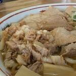 喜多方ラーメン 天高盛 - 刻まれたチャーシュー