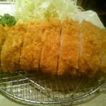 とんかつ いわい - 厚切りロースかつ膳アップ