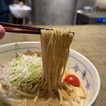 名前のないラーメン屋 - 