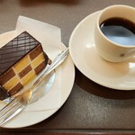 ウエスト ベイカフェ ヨコハマ - 