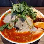 らーめん菊 - 限定 トムヤム 1450円
      つけ麺変更 100円
      限定トッピング パクチー 100円
      麺300g ニンニクマシマシ ヤサイマシ