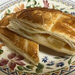 神戸屋 - バター香るアップルパイ　¥300