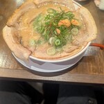 熟成麺屋 神来  - 特製炙りチャーシュー麺