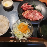 安楽亭 - サラダ選択