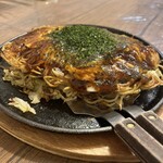 お好み焼きandてっぱん屋 日々喜 - 麺のカリカリしてるとこクセになりました！