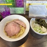 麺や 青雲志 - 赤カレー！