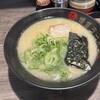 博多ラーメン つる