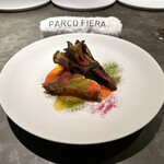 パルコ フィエラ - 羅臼産メヌキの松笠焼き、愛別産の薪焼き舞茸、ブイヤベース、寒〆ほうれん草＆ビーツのパウダー
      