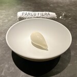 パルコ フィエラ - 函館産ミルクの自家製ジェラート（グラッパで香りづけ）
      
      