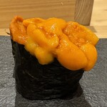 鮨 こん藤 - 馬糞雲丹(北海道)　◎