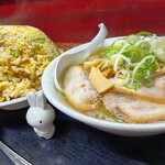 こく一番 ラーメン みどりや - 