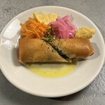 文化商店 - 秋刀魚ときのこの春巻き（750+tax）