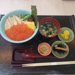 いくら家 丼 頂 - 