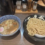 六厘舎 TOKYO 東京ソラマチ店 - つけめん