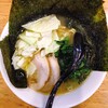 テンホウ - とんこつ醤油ラーメン並盛り＋のり･ほうれんそう増し