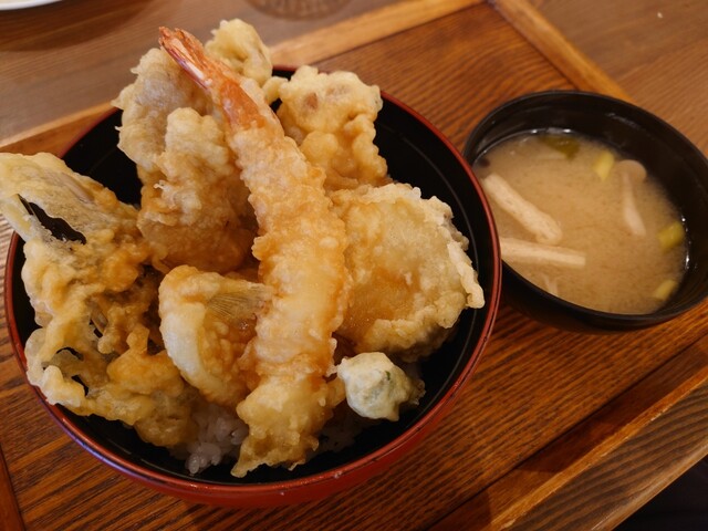 デッコラ（DECCORA） - 大川ダム公園（食堂）の写真