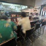 烈志笑魚油 麺香房 三く - 内観(2025/8)