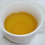 紅茶舗サウザンドリーフ - ｻﾝｸﾞﾏ　2014　1stSFTGFOP-1　抽出してみましたｗ　1st　Flushらしい色ですｗ　ﾌﾙｰﾃｨで軽やかで春の味です（＾ω＾）