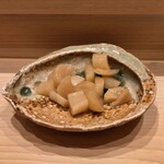 鮨 龍次郎 - ガリ