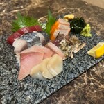 旨いマグロと海鮮居酒屋 漁火 - 