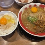 ラーメン東大 - 料理写真: