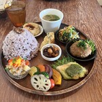 ウプス・ア・デイジー - ごはん大盛りわん！