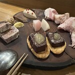 渡辺料理店 - シャルキュトリー盛り合わせ　ブーダンノワール・自家製ハム・白レバーのムース・パテドカンパーニュなど。人数にあわせて少なめ盛りで4,800円→3,800円。