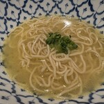 鳥megu - 追加料理：白湯ラーメン