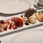 THE COSMOPOLITAN GRILL BAR TERRACE - 