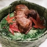 おにく 花柳 - 松茸牛肉包