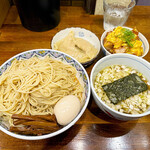 奈つやの中華そば - 「奈つやのもちもち雲呑味玉つけそば」と「チキンカツ煮丼」