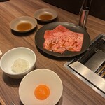 焼肉うしごろ 新宿三丁目店 - 
